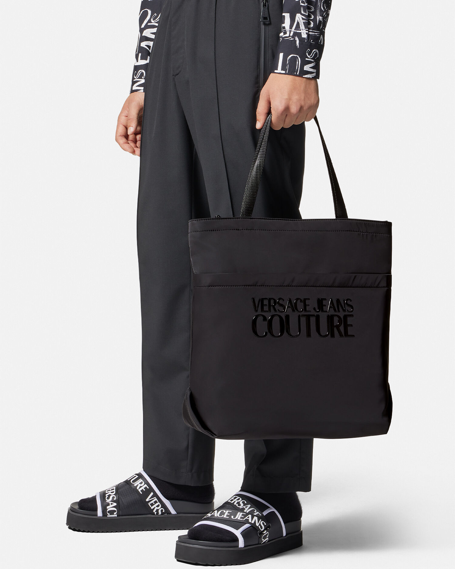 Versace jeans discount couture shopping bag