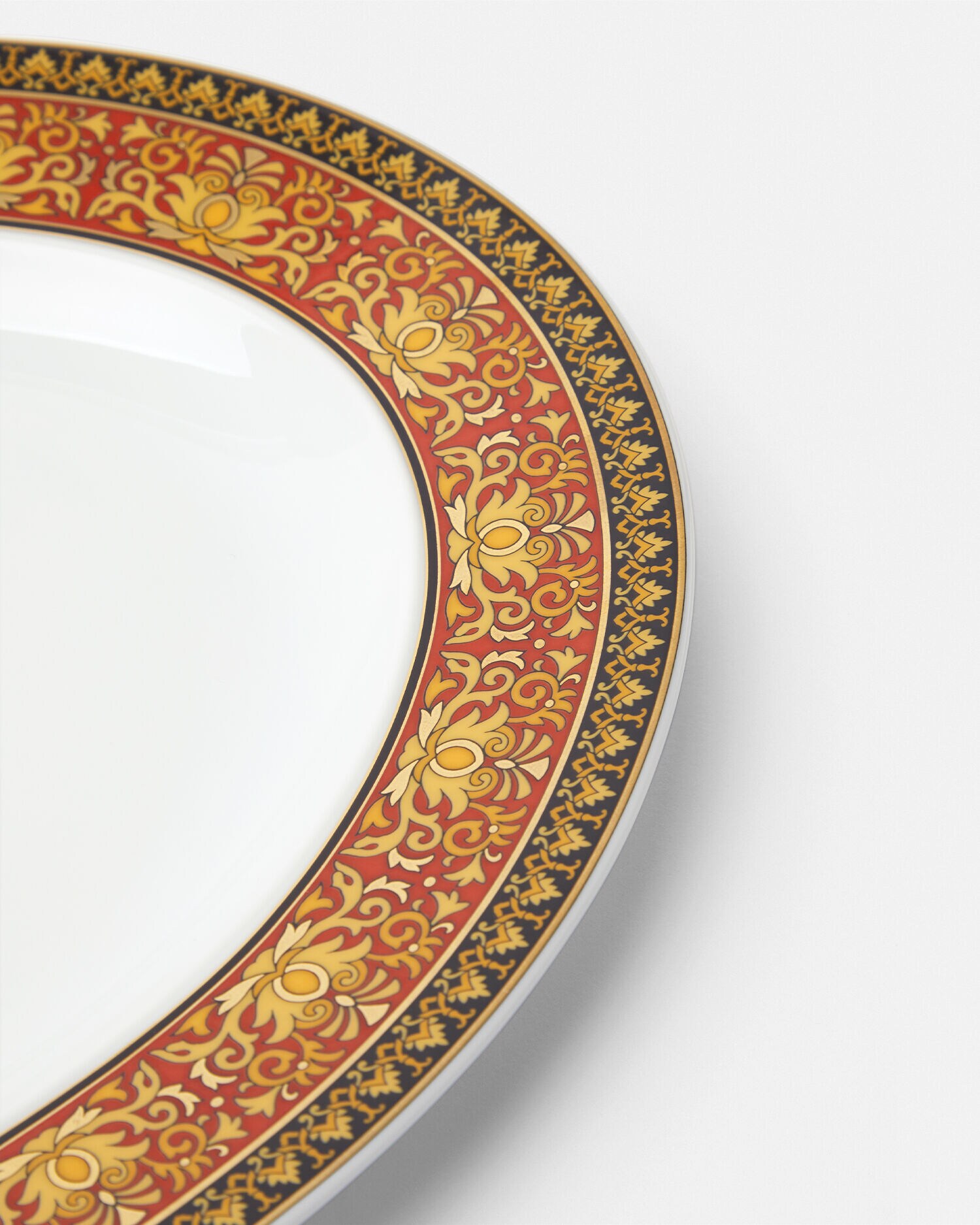 Medusa Service Plate 34 cm Red | VERSACE