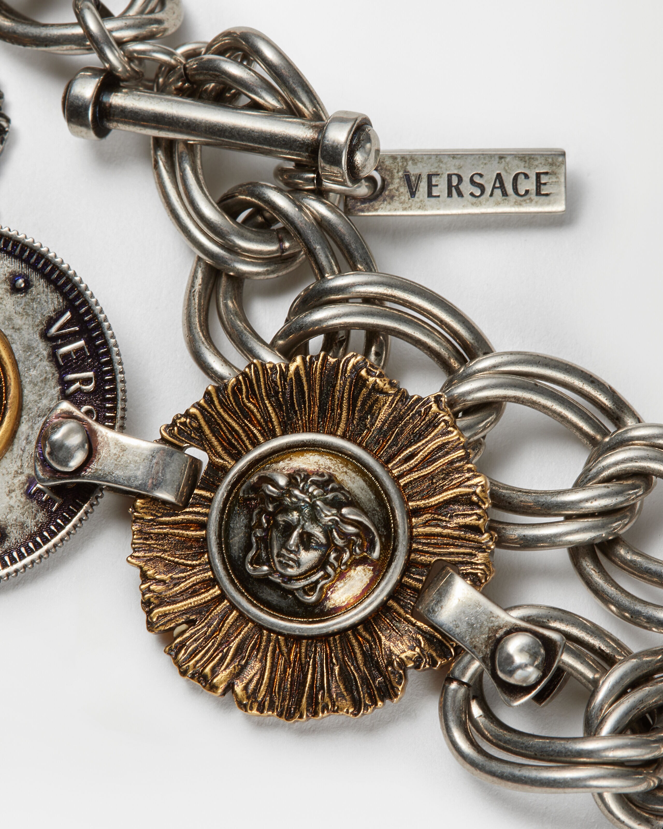 VERSACE