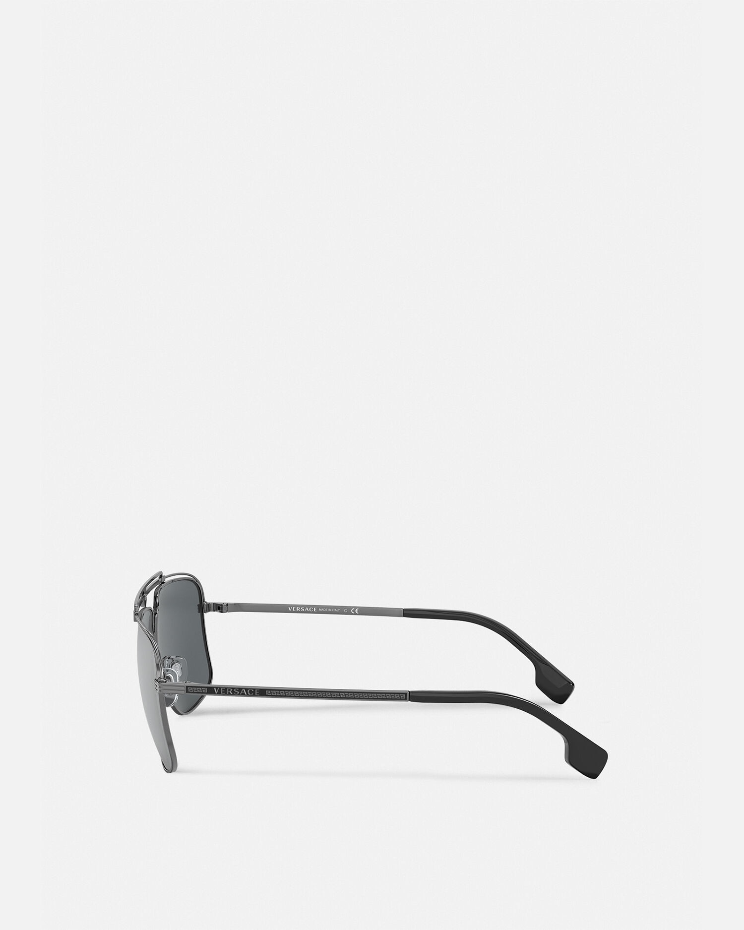 Black mirror medusa sunglasses outlet