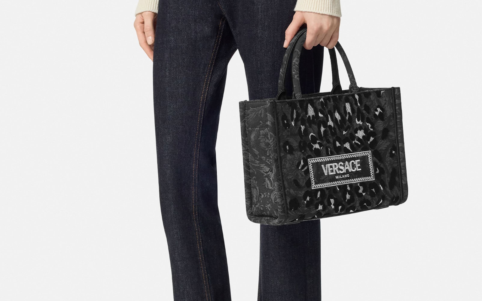 Women's Designer And Luxury Bags VERSACE US String Of Donkey Tail Wrought Iron Window Boxes With Coco Liners