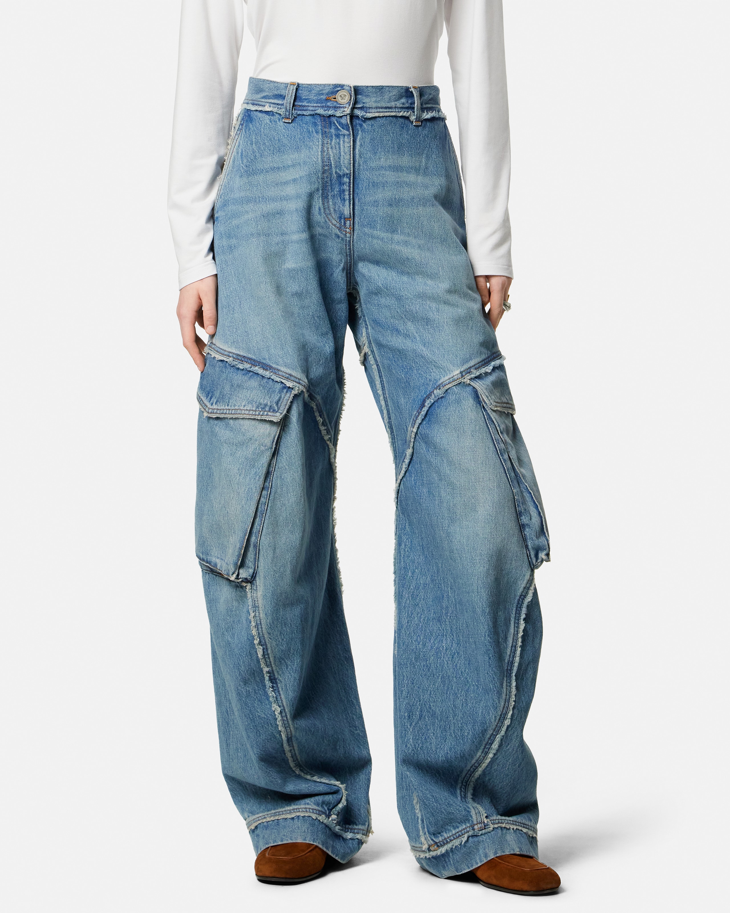 Low-Waist Cargo Jeans