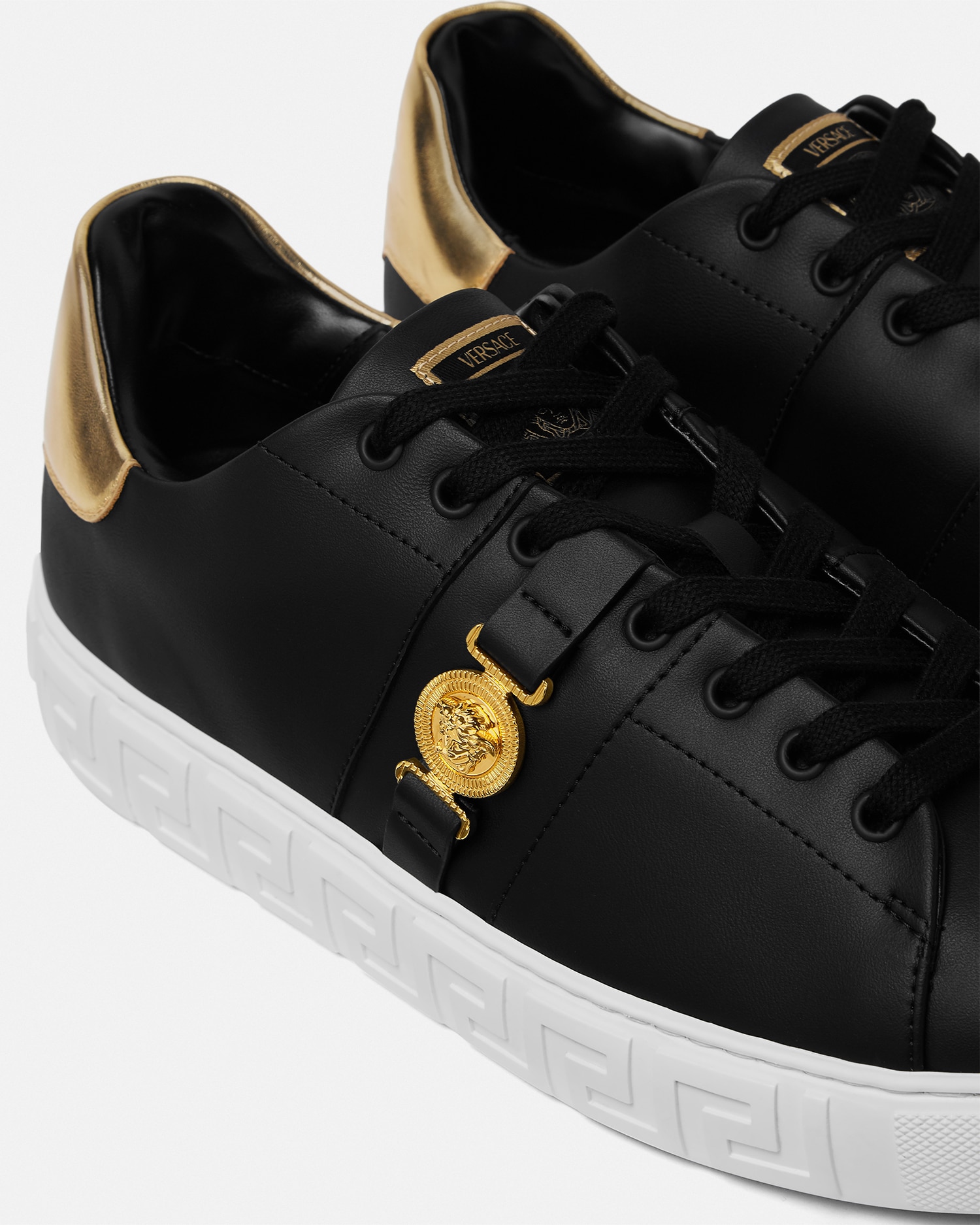 Medusa Biggie Greca Sneakers