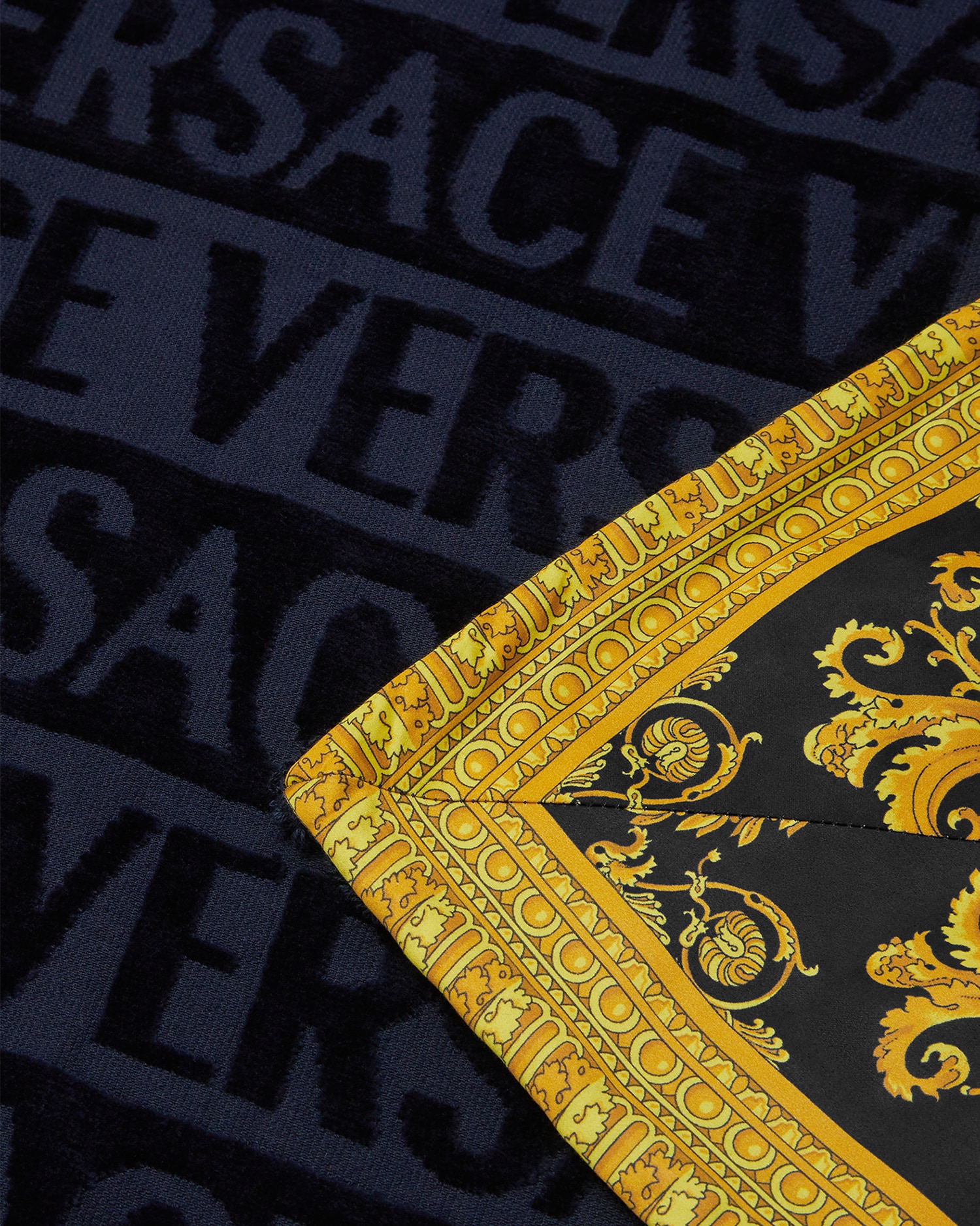 水着・ビーチグッズその他 VERSACE Beach towel I ♡ Baroque Beach Towel Blue | VERSACE US