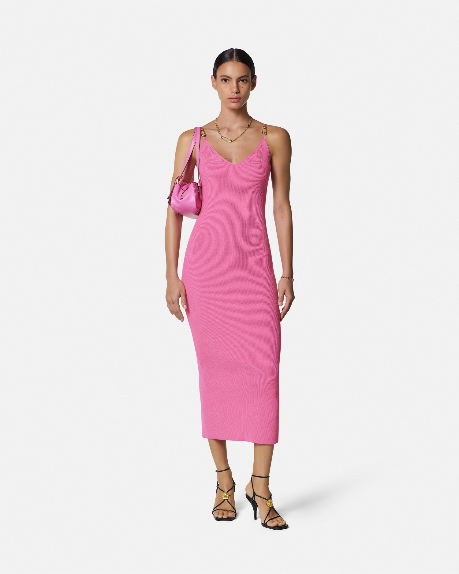 Shop Versace Robe Nuisette Mi-longue En Maille Safety Pin
