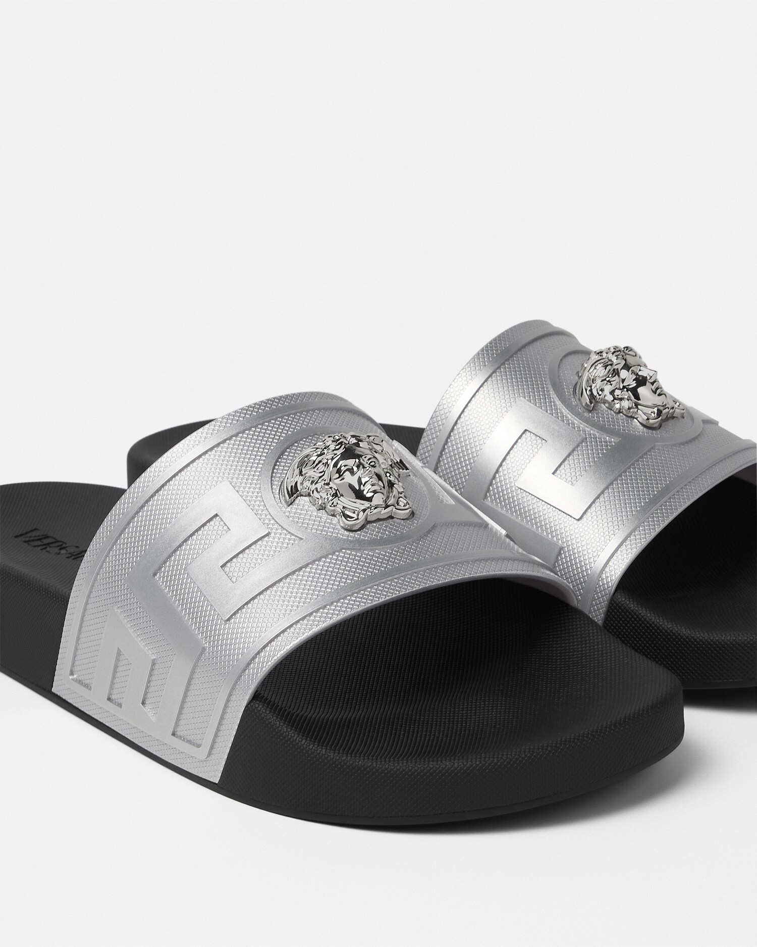 La Medusa Sliders | VERSACE US