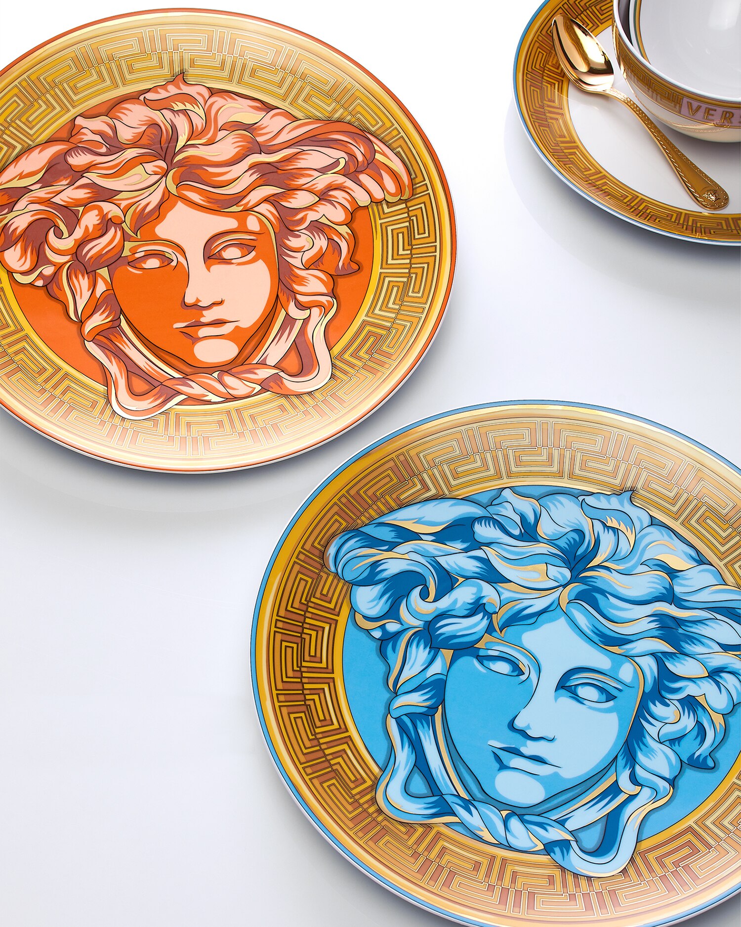 Versace Porcellane E Cristalli Medusa Amplified Service Plate 33 Cm