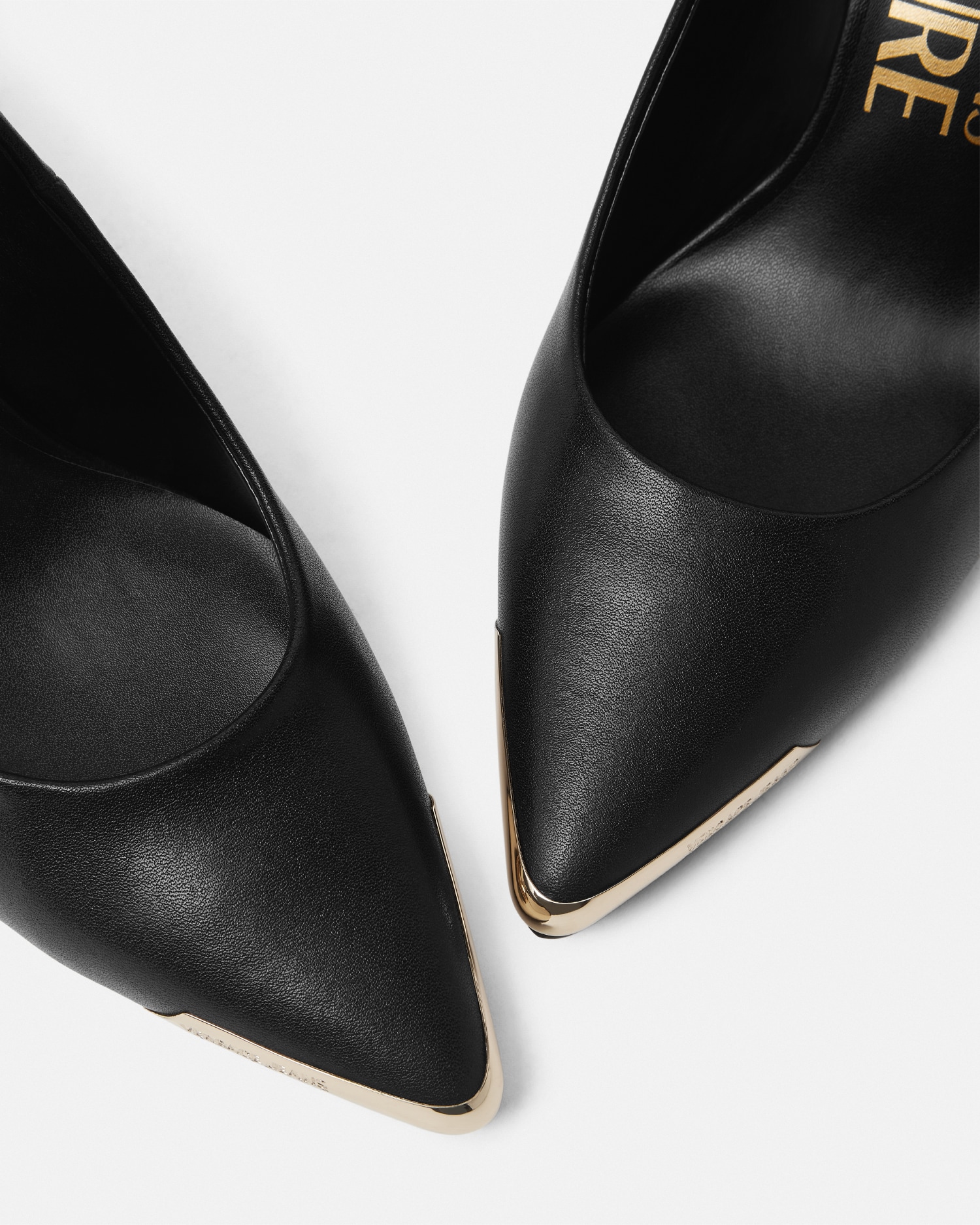 Scarlett Pumps