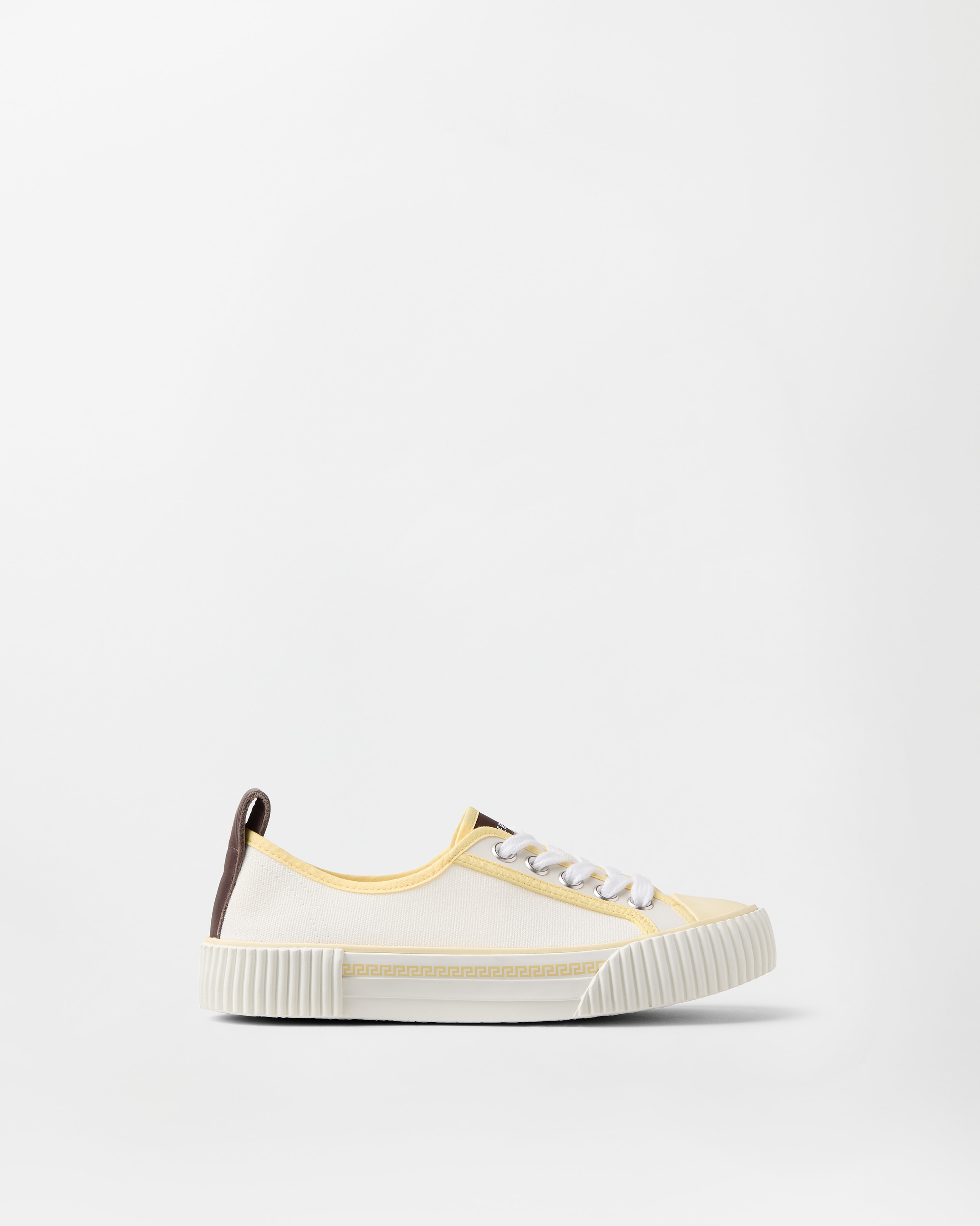 Versace Goliath Baskets En Toile In Blanc