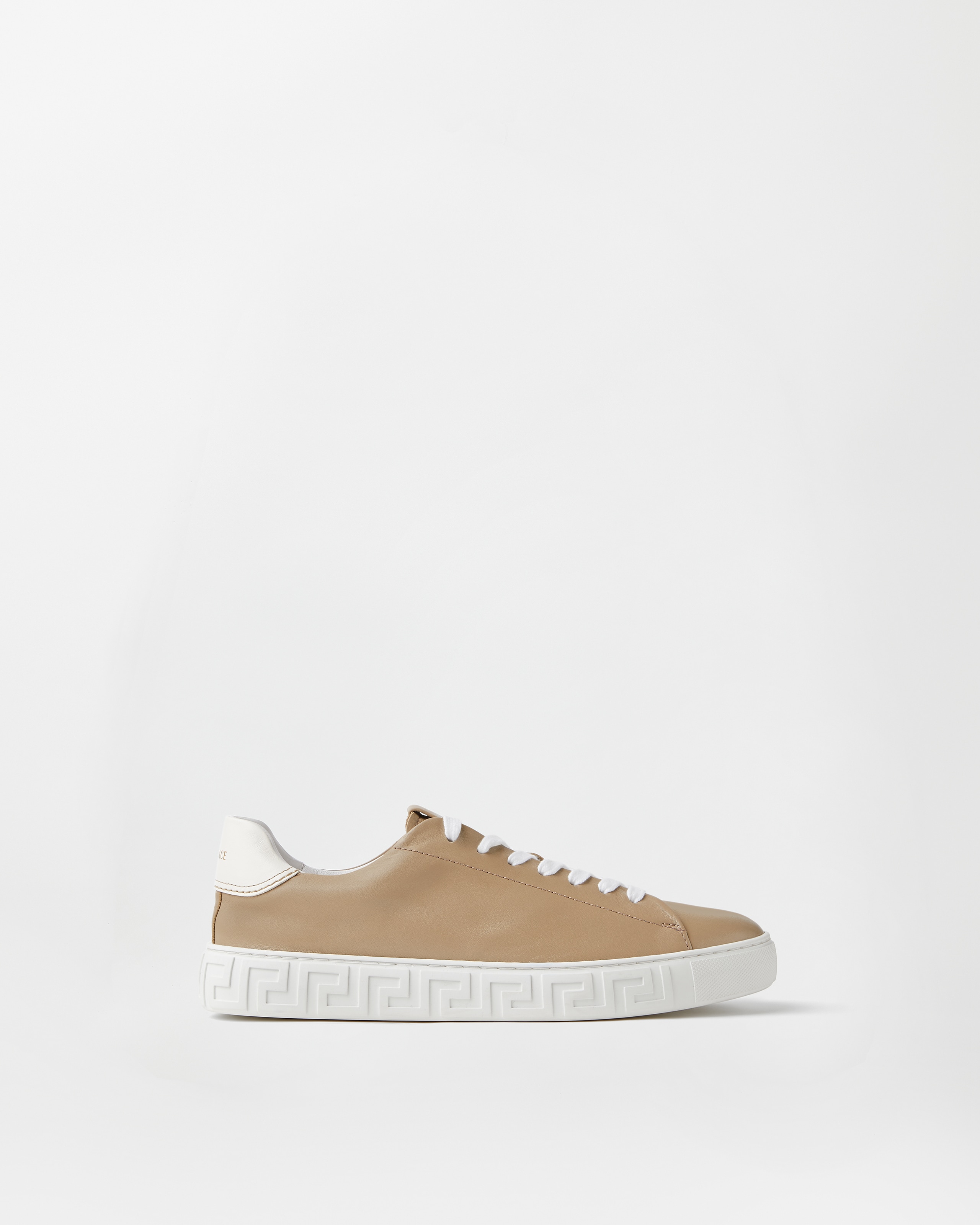 Versace Greca Baskets En Cuir In Sand