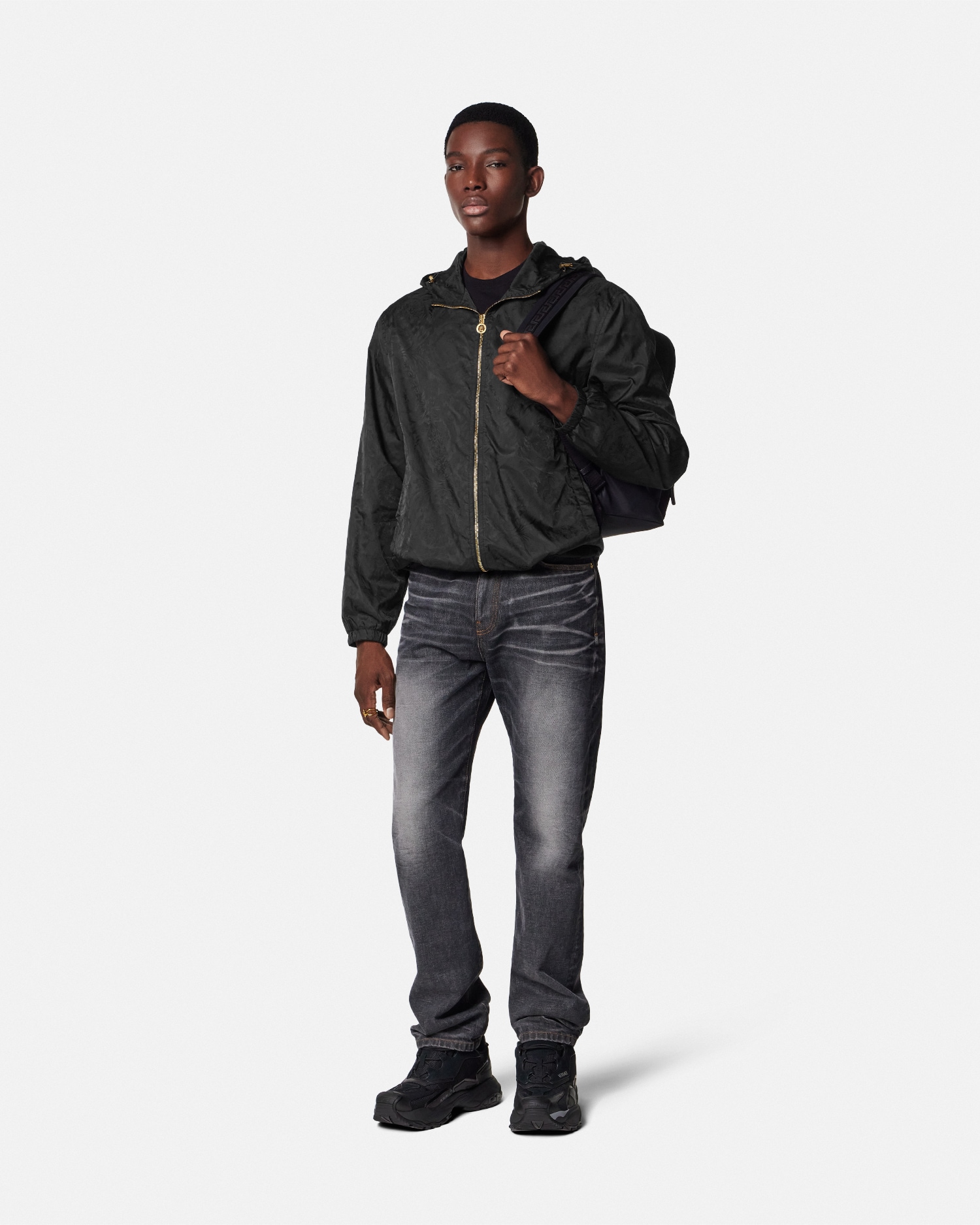 Versace Veste Coupe-vent En Jacquard Barocco In Black
