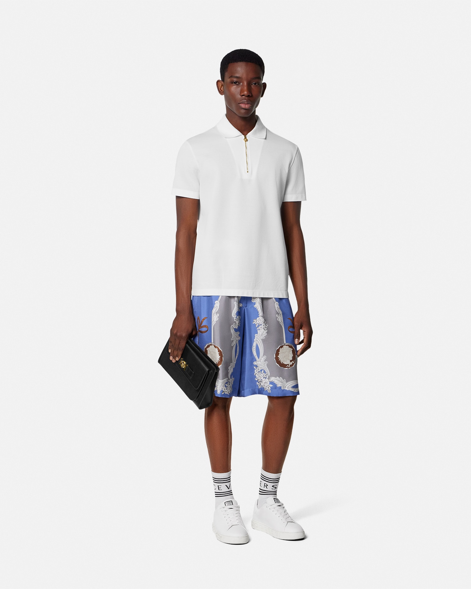 Versace Medusa Cameo Silk Bermuda Shorts In Imprimer