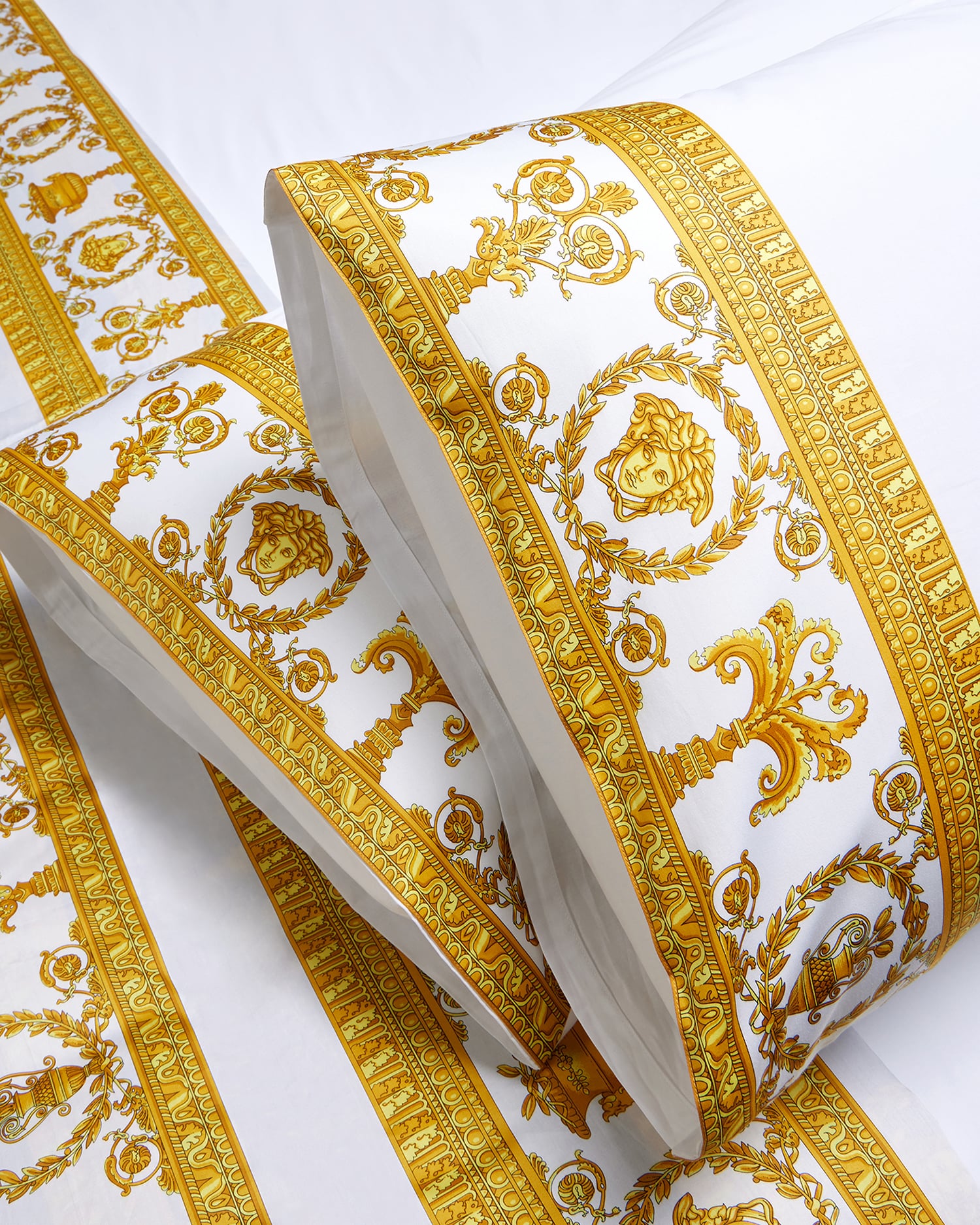 シーツ・カバー GIANNI VERSACE ONE QUEEN FLAT SHEET I ♡ Baroque Full/Queen Bed Set Black,Print | VERSACE US