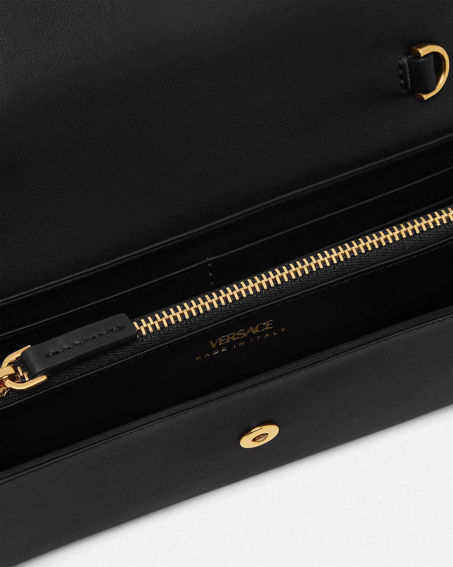 V Leather Wallet On Chain