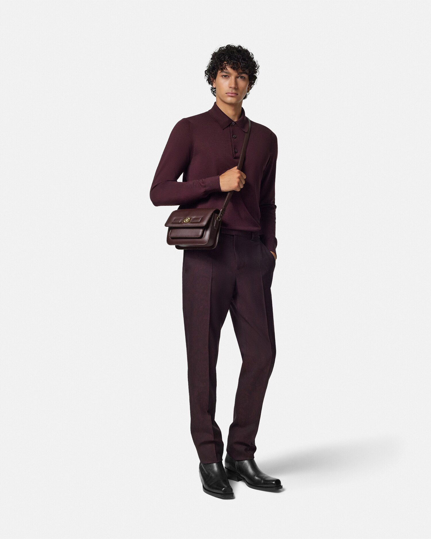 【VERSACE 】クロスボディ バッグ Black 送料関税込 Men's Designer Messenger & Crossbody Bags | VERSACE US