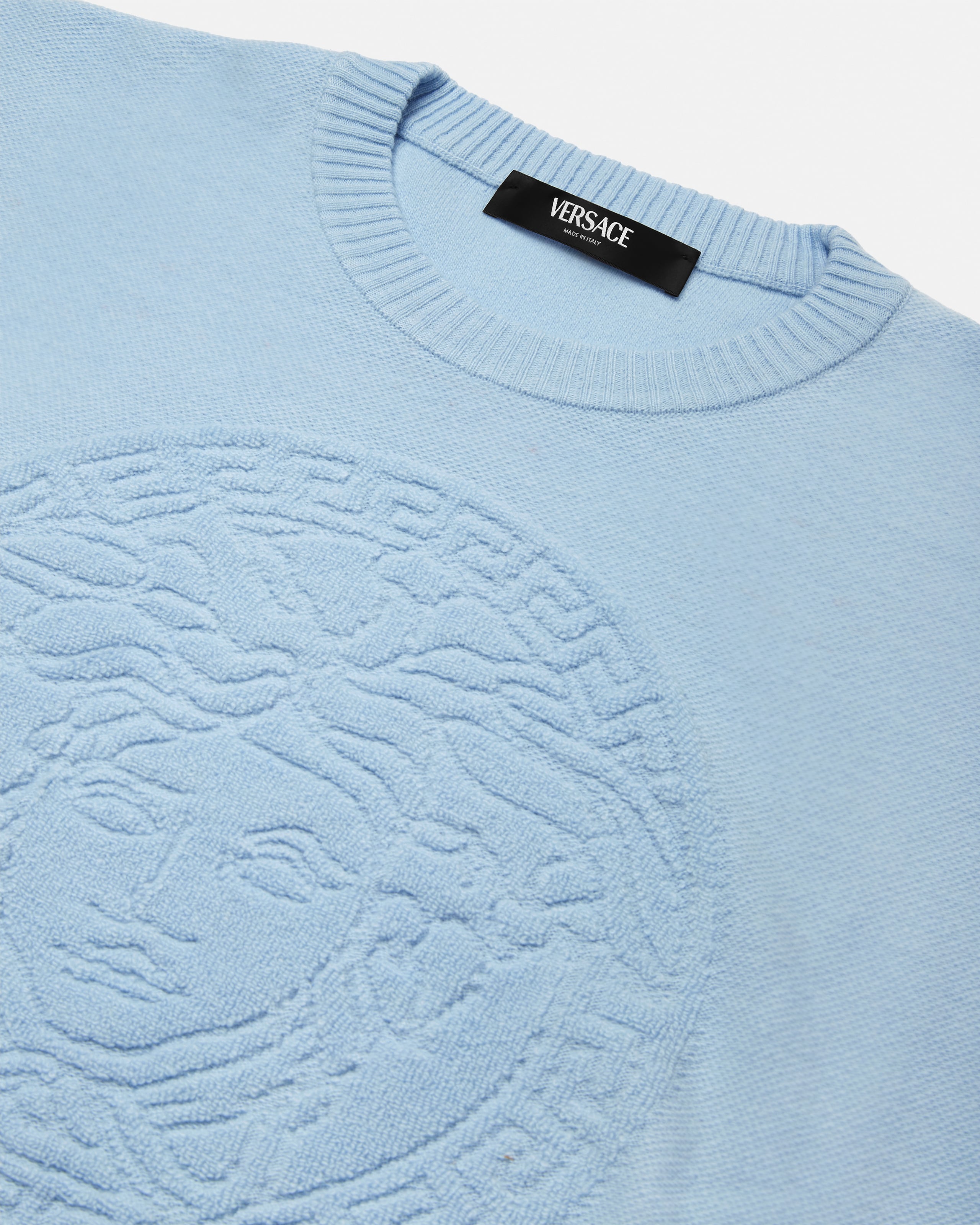 VERSACE ヴァイオレットブルーエンボスメデューサ刺繍ニット Cashmere-Wool Knit Sweater Blue | VERSACE US