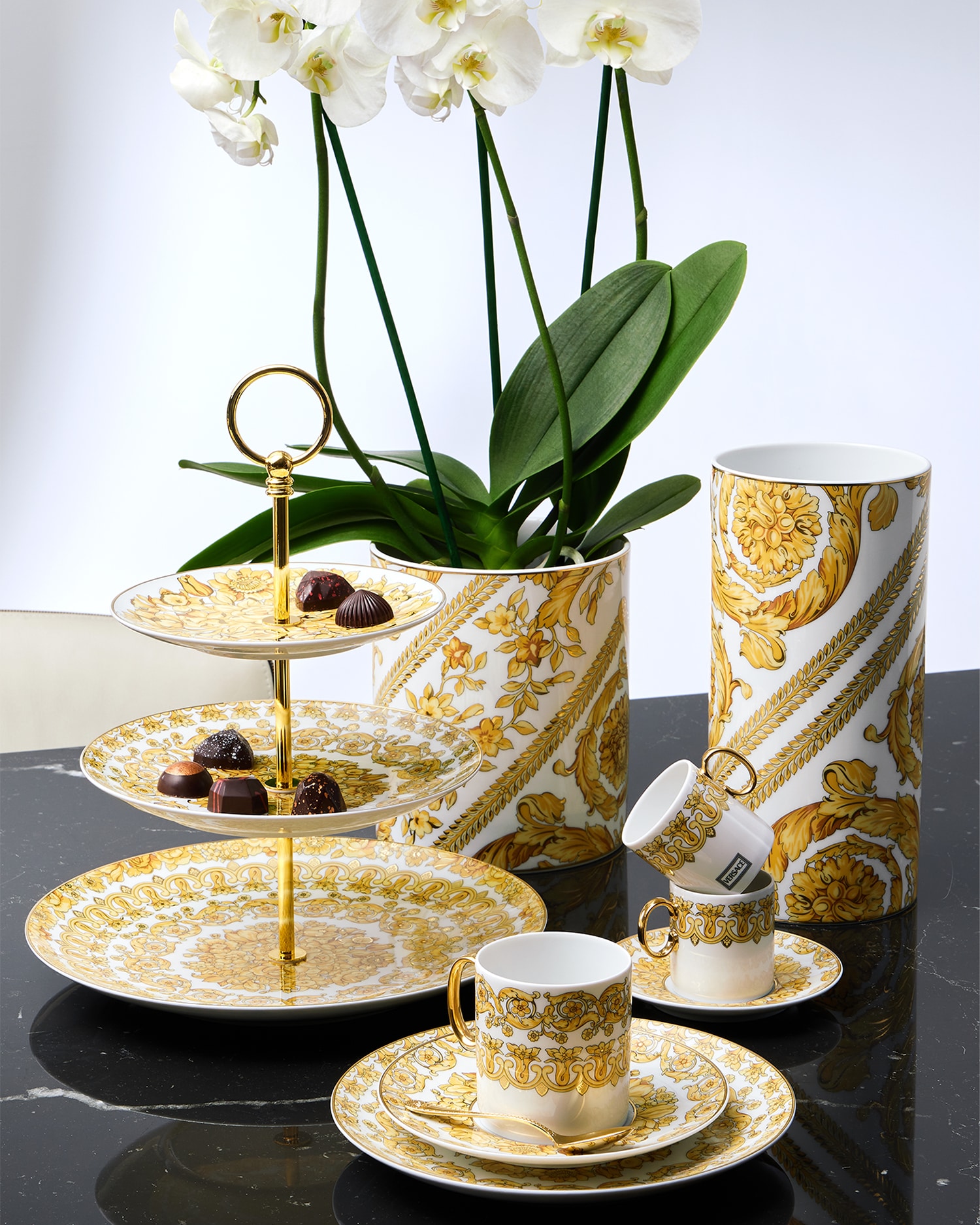 Versace Vase Medusa Rhapsody 18 Cm In Gold