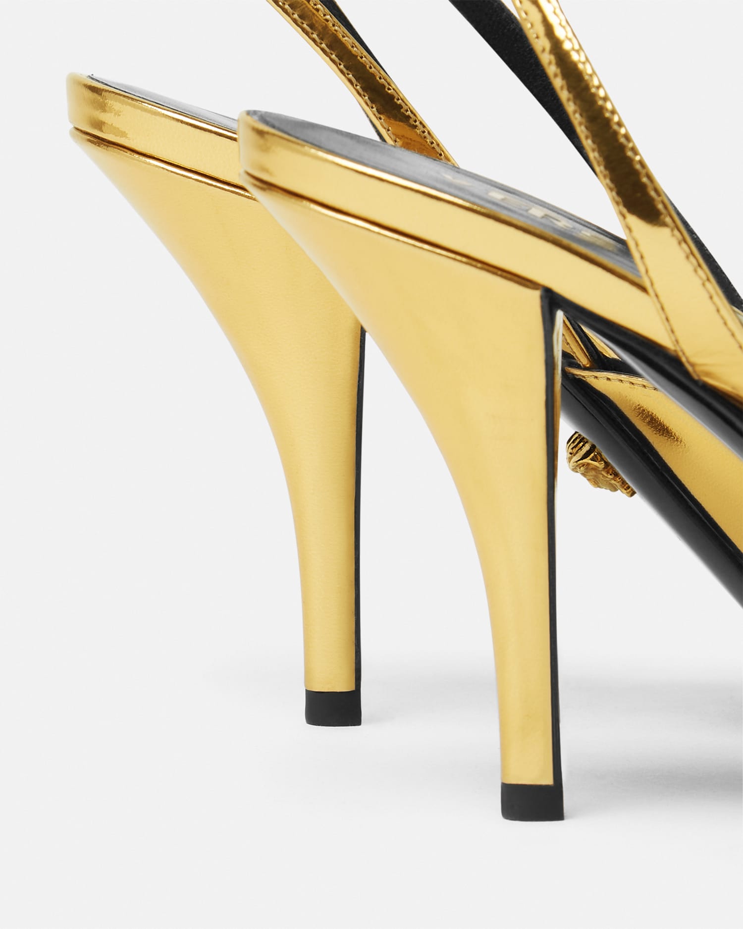 La Medusa Metallic Slingback Pumps 85 mm
