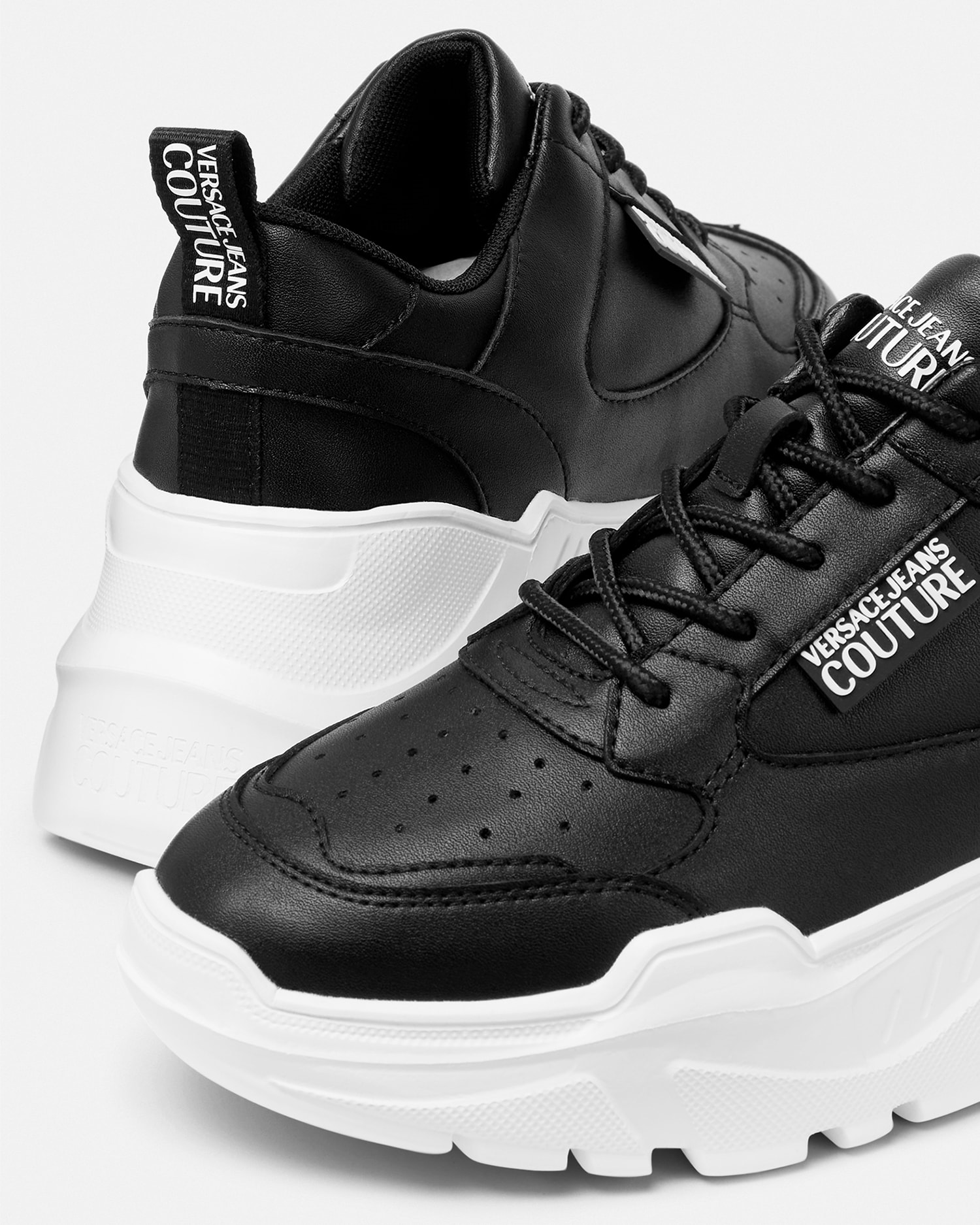 VERSACE｜SNEAKERS (Speedtrack Sneakers (78VA3SC2 ZPB04 0 90_E75VA3SC2-