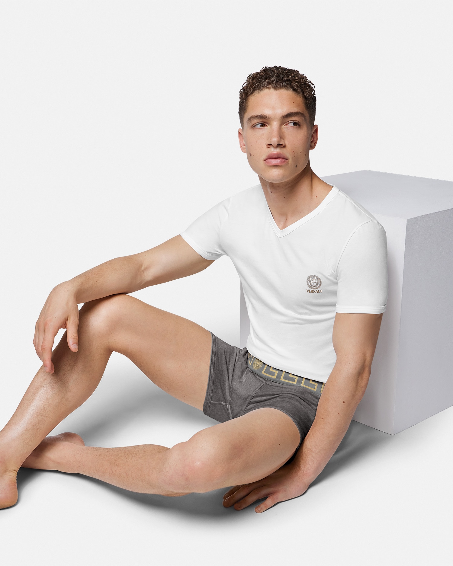 Versace Logo Waistband Stretch Hosiery Greek Key In Noir+gris