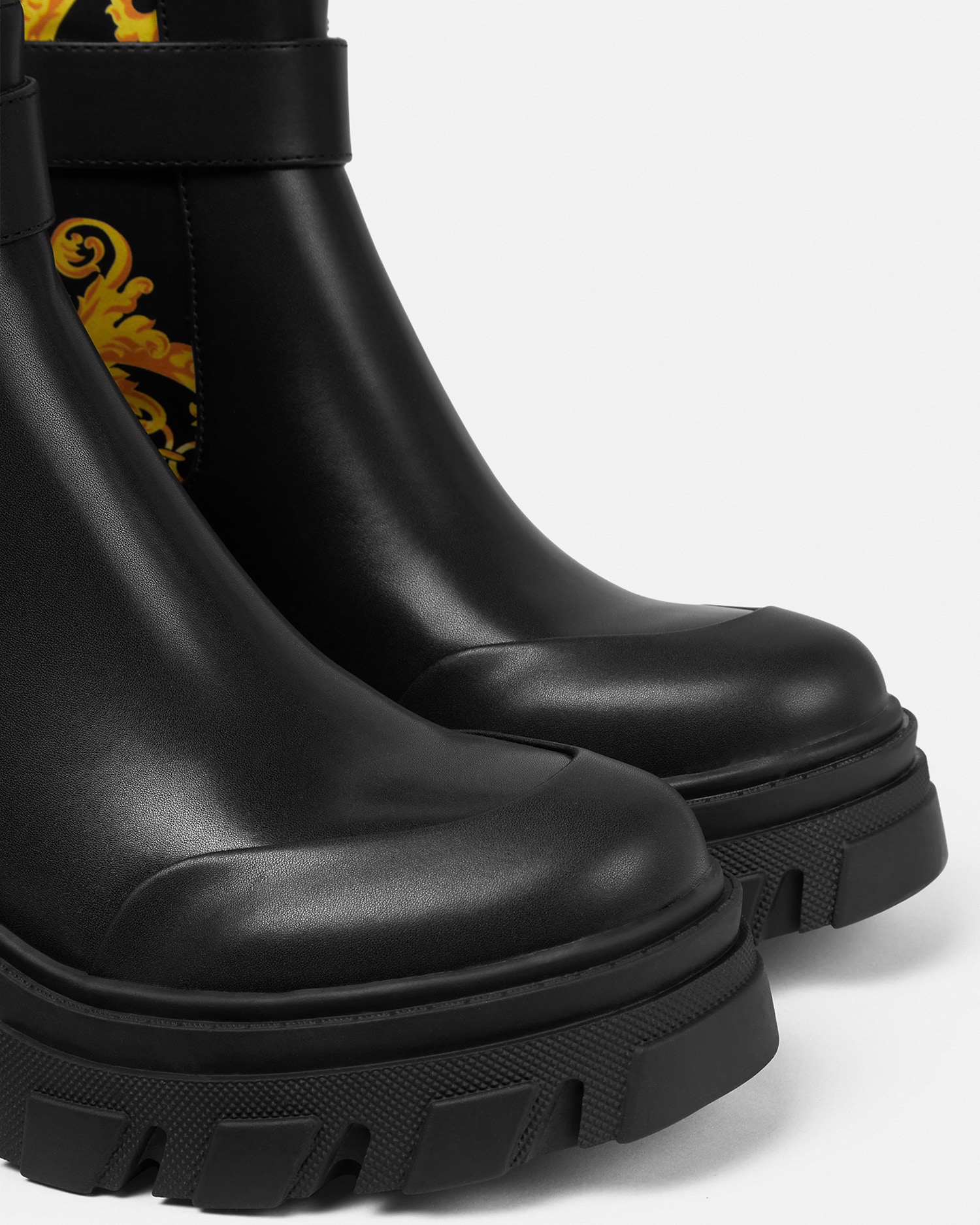 Sophie Chain Couture Boots Black,Gold | VERSACE US