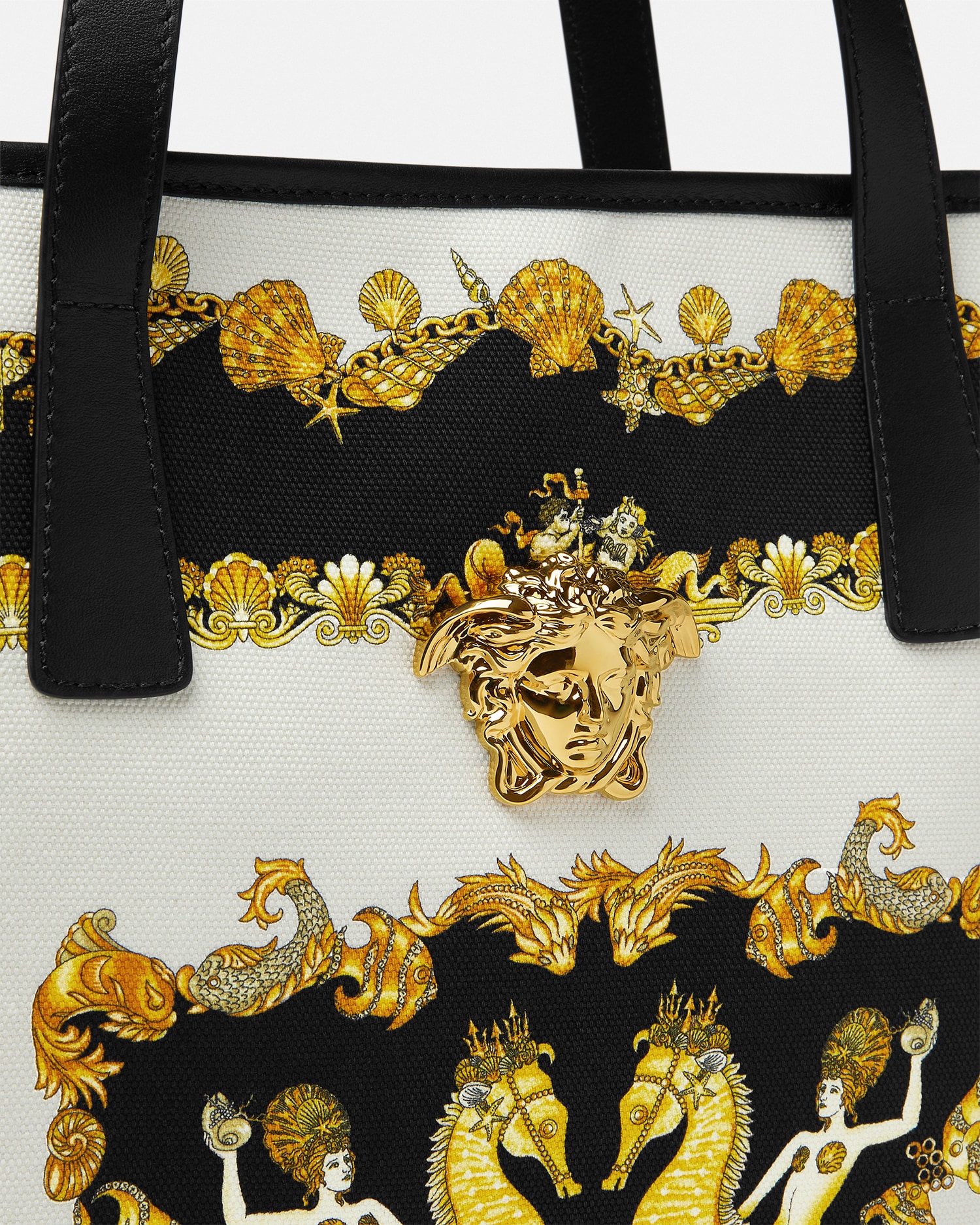 Coral Theatre La Medusa Canvas Tote Bag