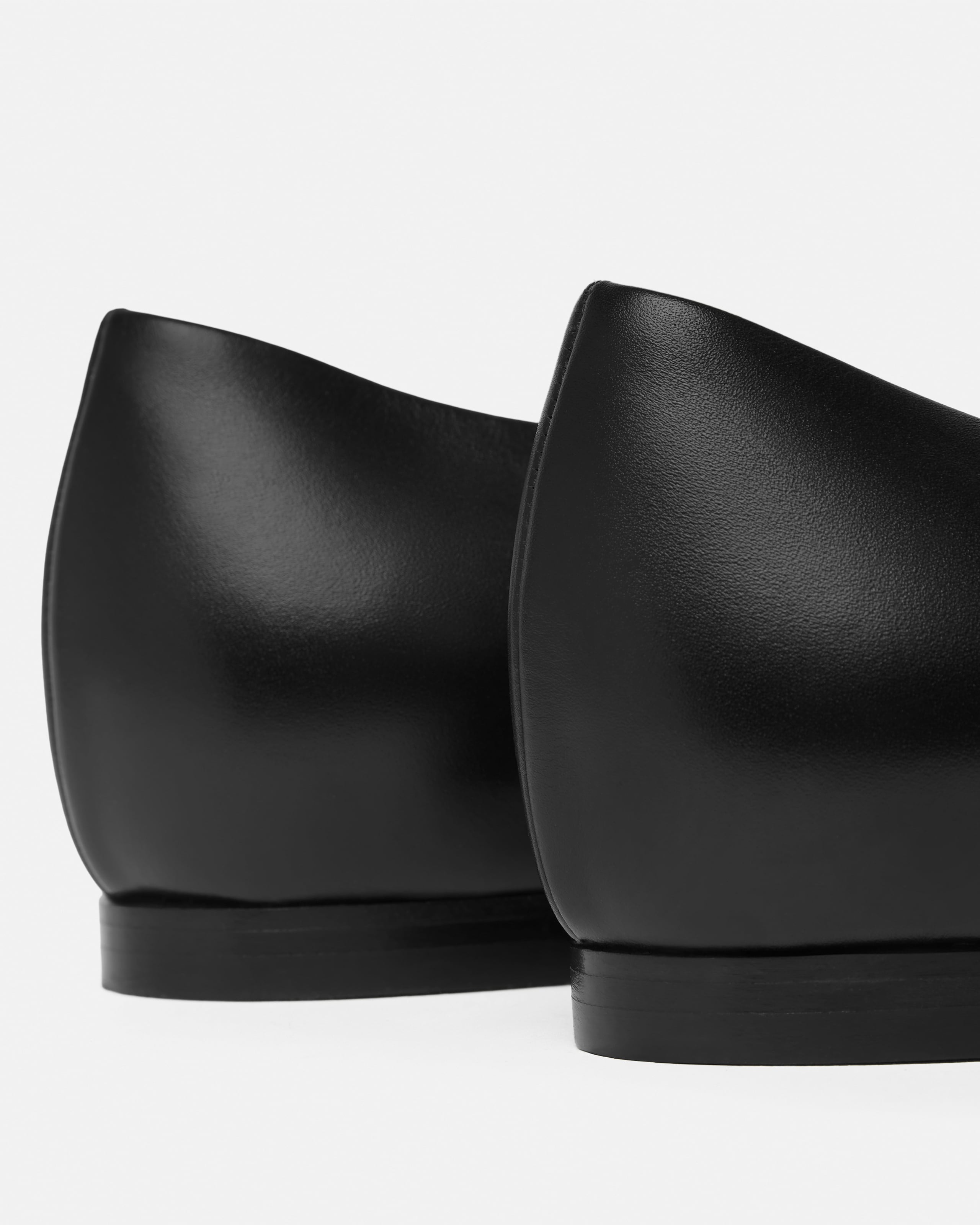 Gianni Ribbon Leather Ballerinas