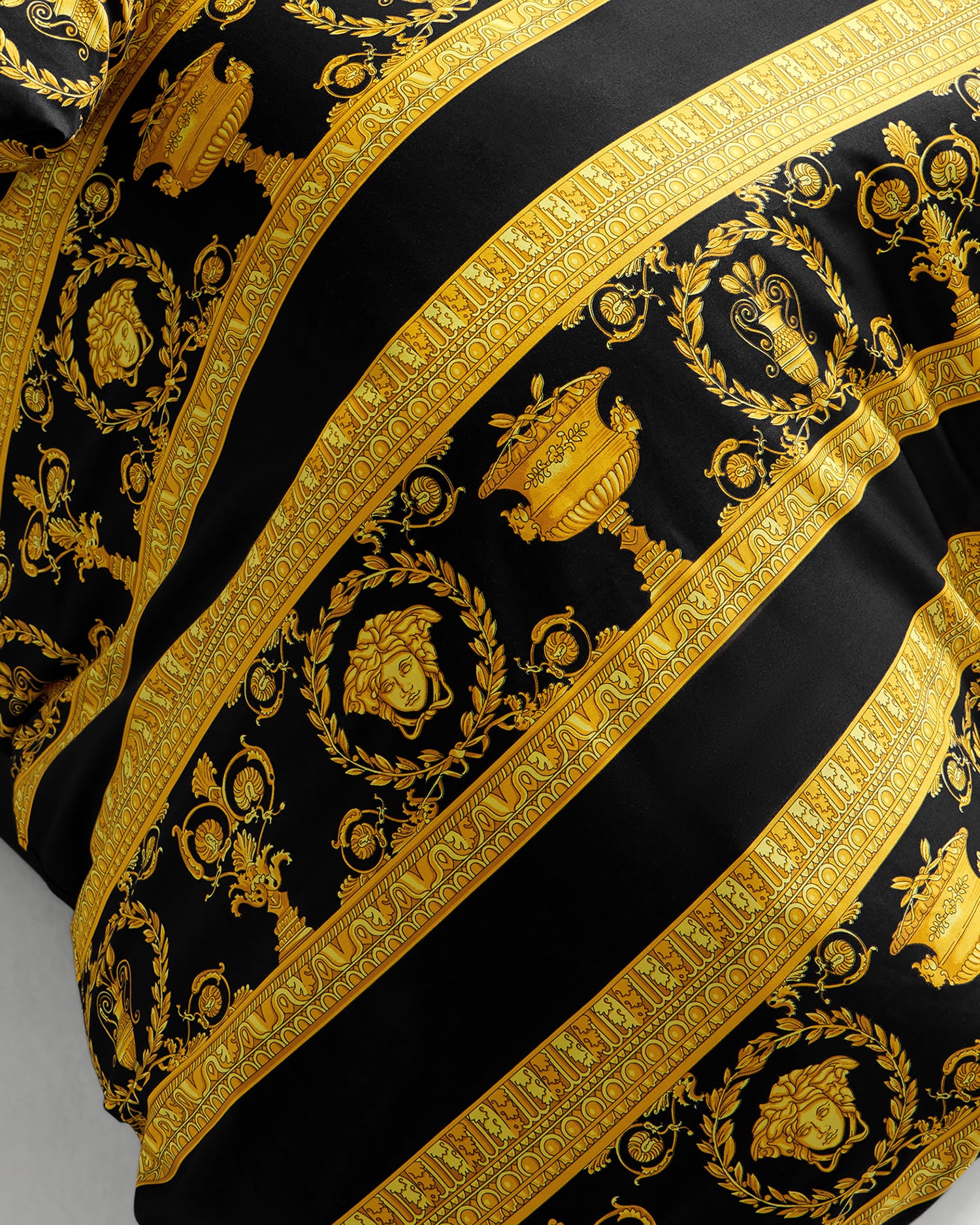 I ♡ Baroque Queen Duvet Cover Black,Print | VERSACE AU