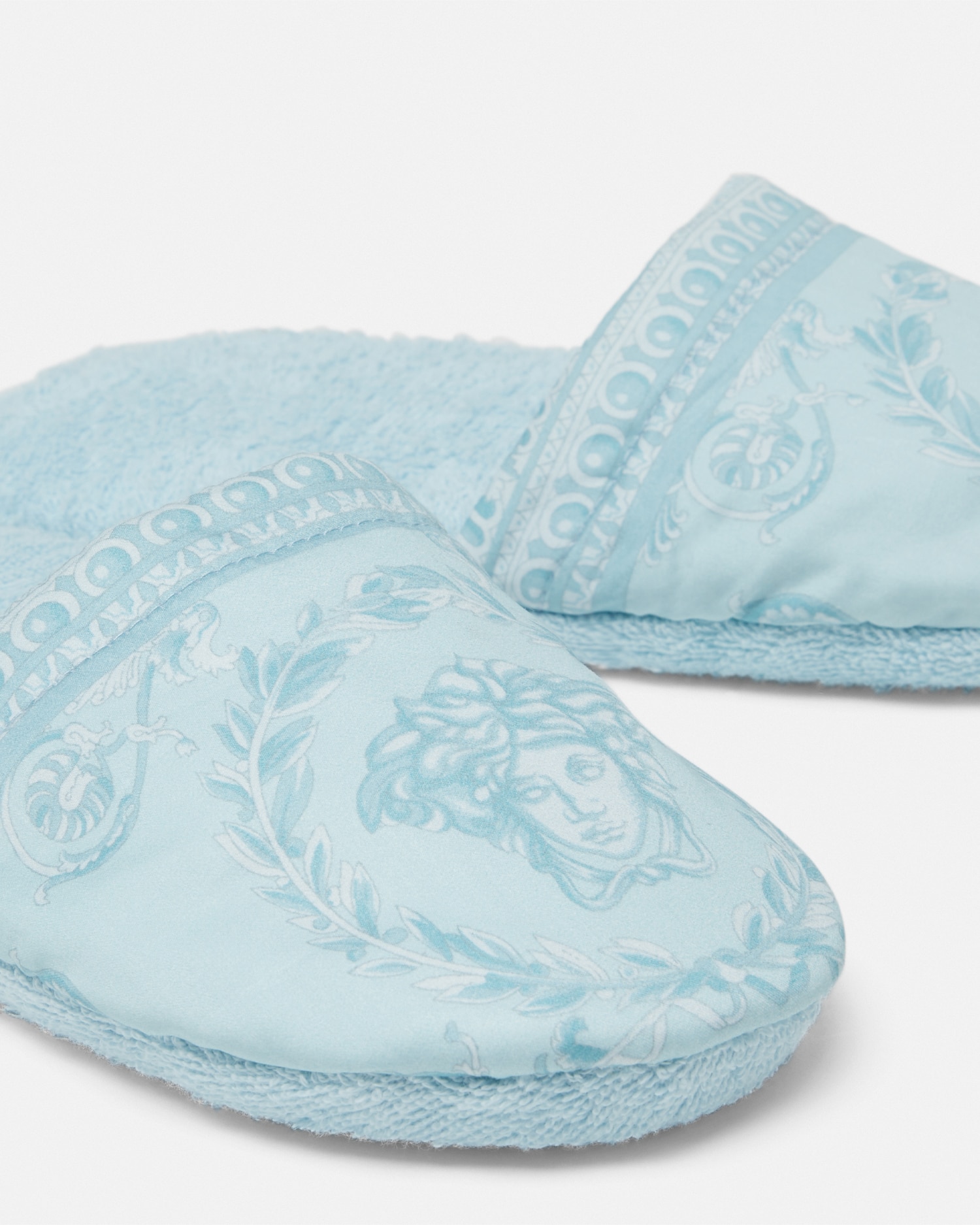 I ♡ Baroque Slippers White | VERSACE US