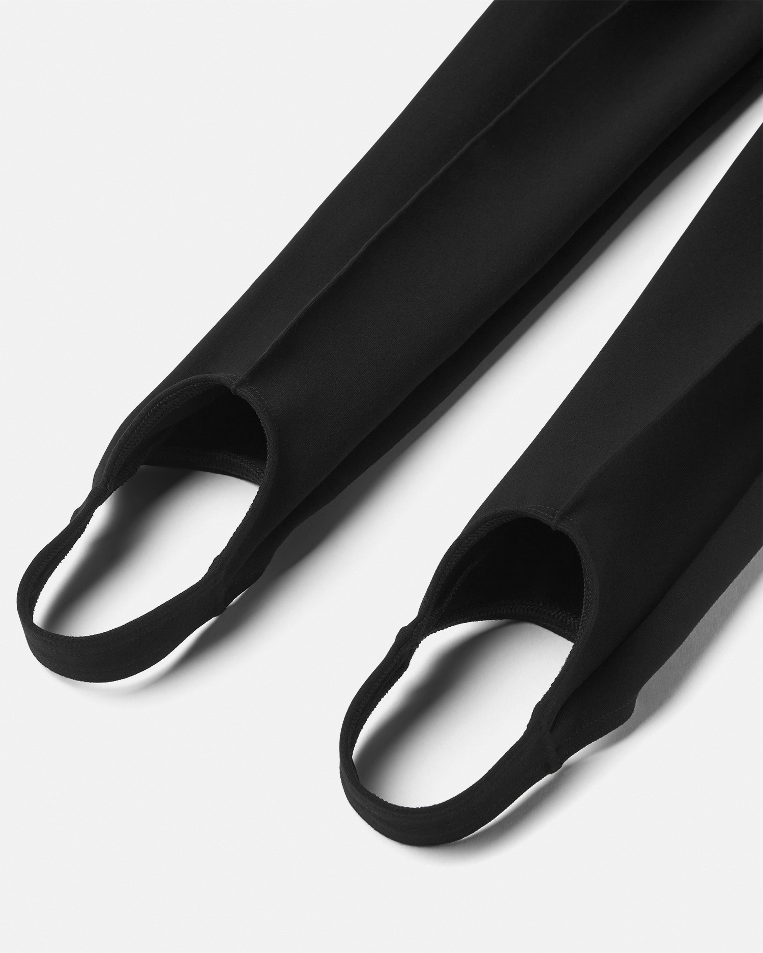 Greca Border Gym Stirrup Leggings