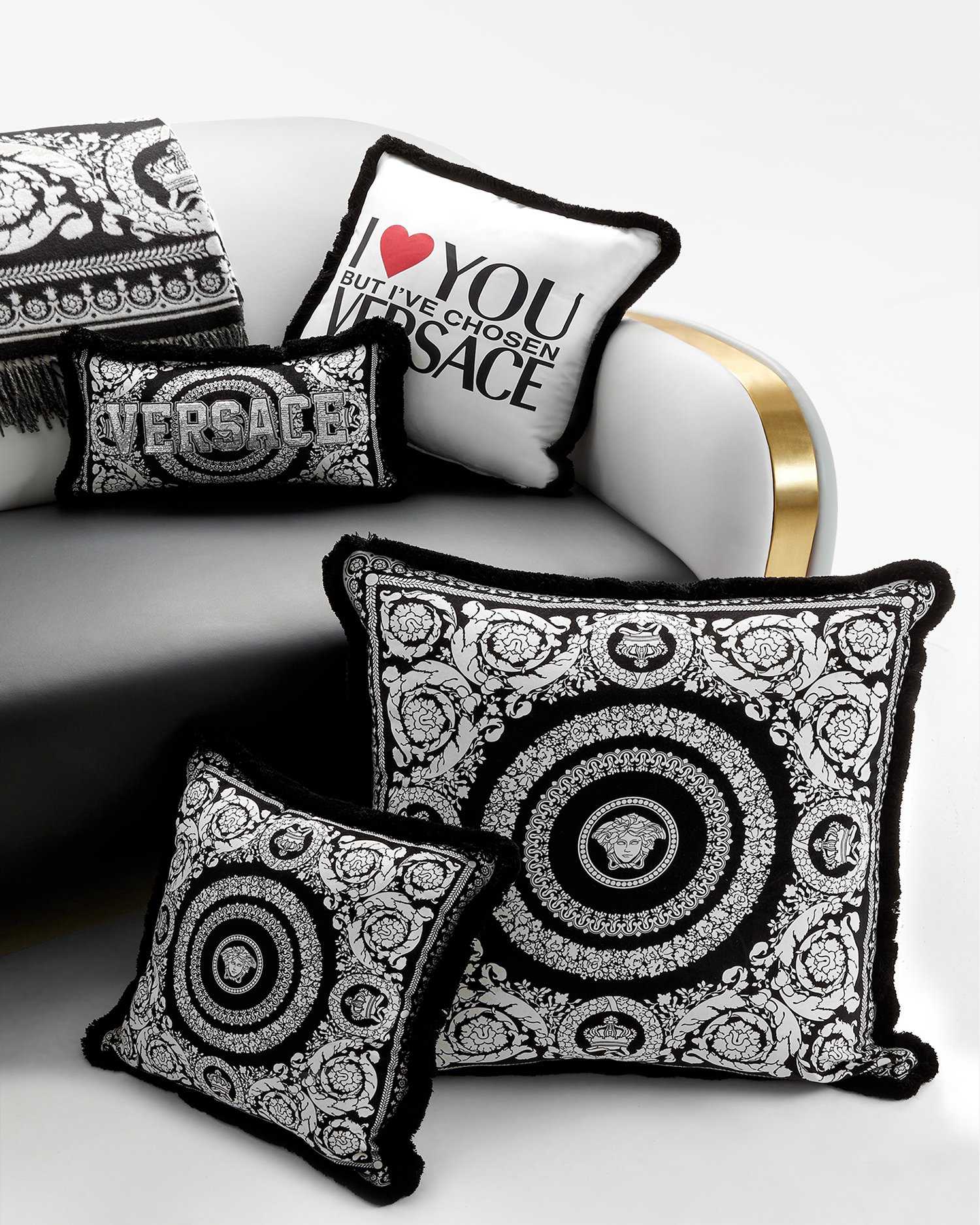 Versace Crete De Fleur Cushion 70 Cm In Black