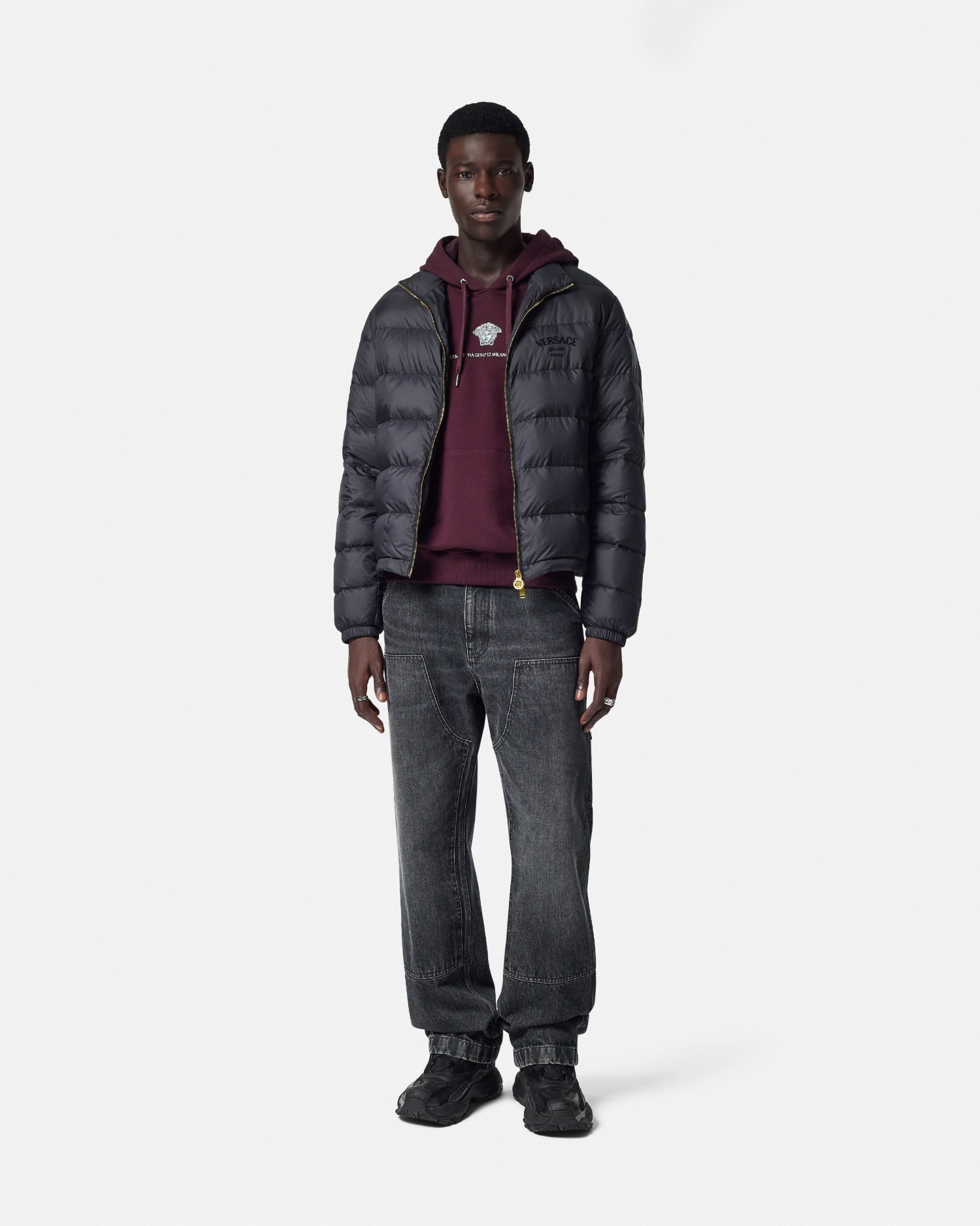 【versace】メドゥーサ ミラノ フーディ Medusa Milano Hoodie Burgundy | VERSACE US