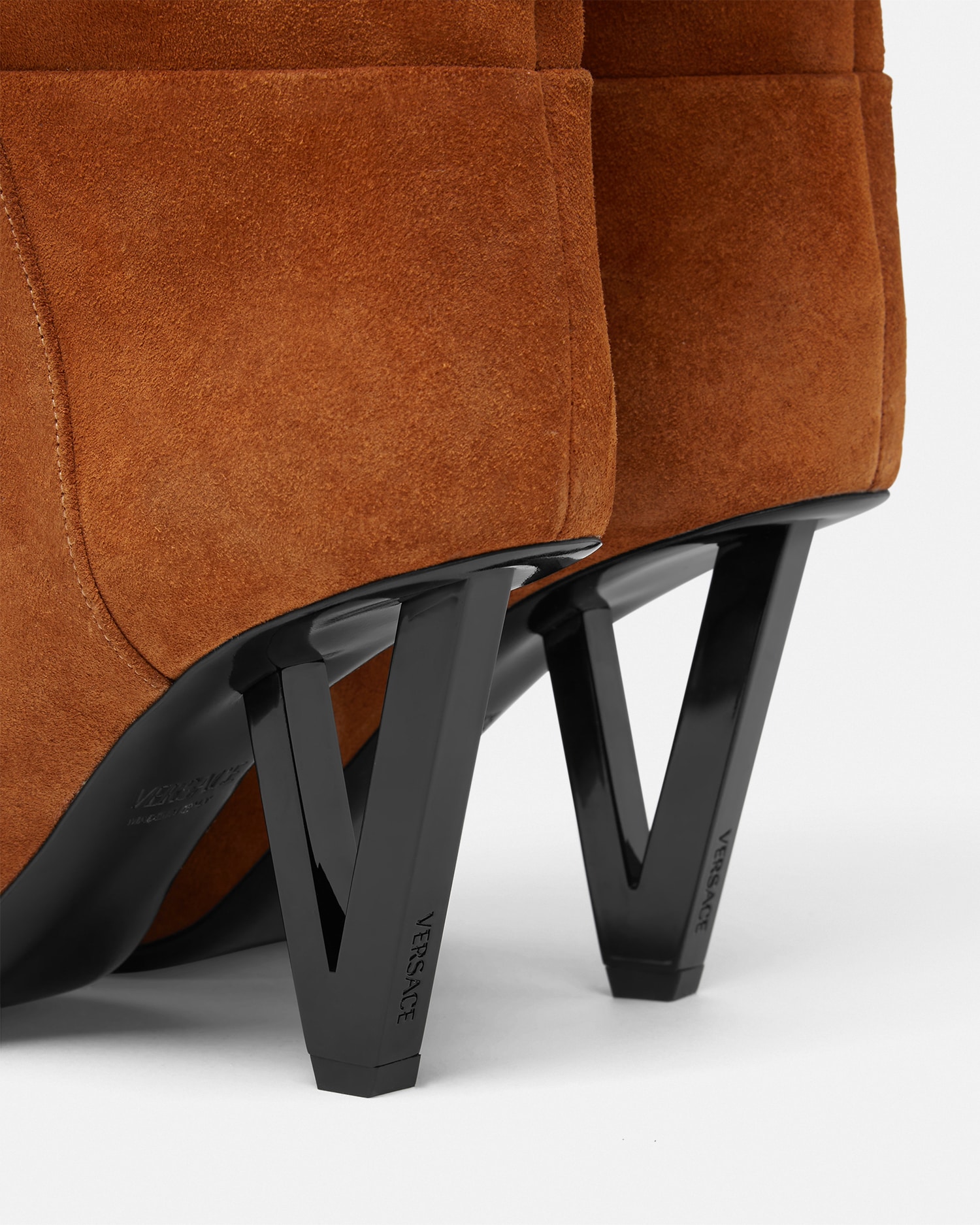 V2025 Suede Boots 85 mm